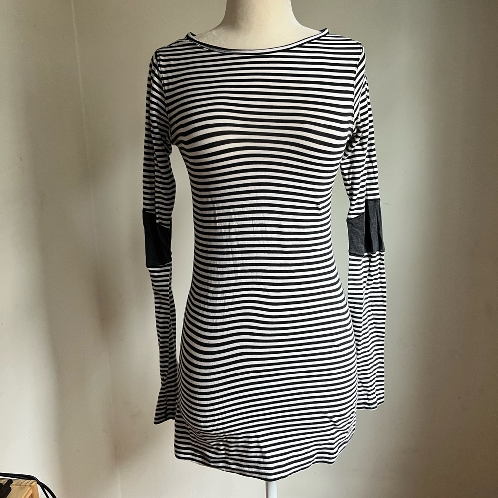 Lululemon Devotion long sleeve tee, XS/S (6?)